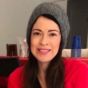 Meet your Posher, Cynthia